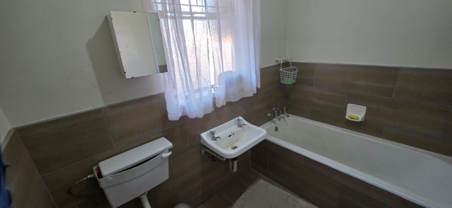 1 Bedroom Property for Sale in Wilkoppies North West